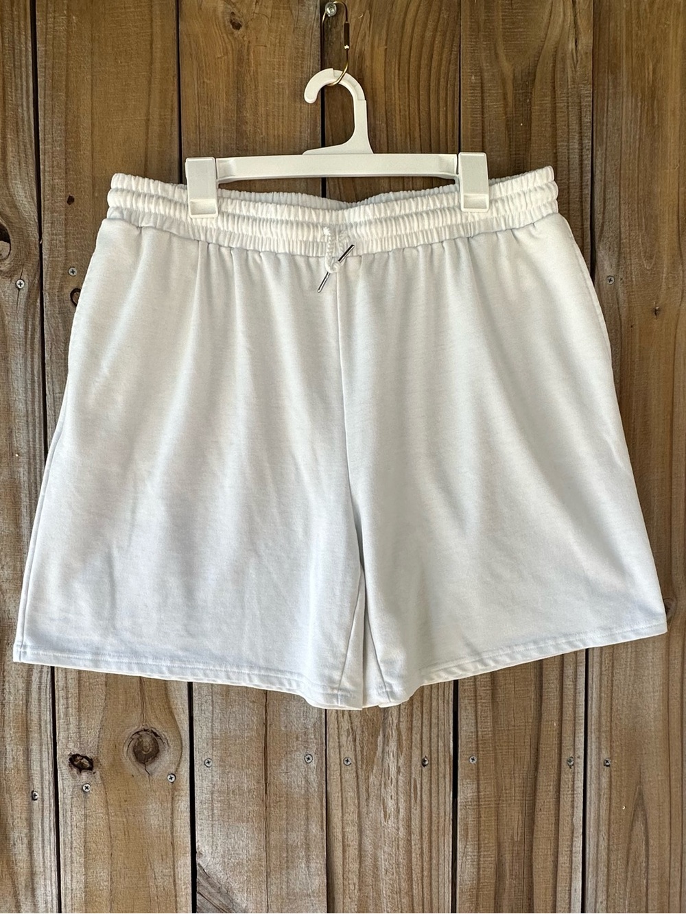 White Cotton Drawstring Sweat Shorts Women’s Size XXXL